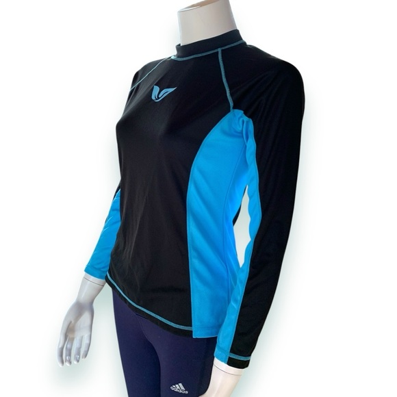 Attraco rash guard size small - Picture 3 of 10